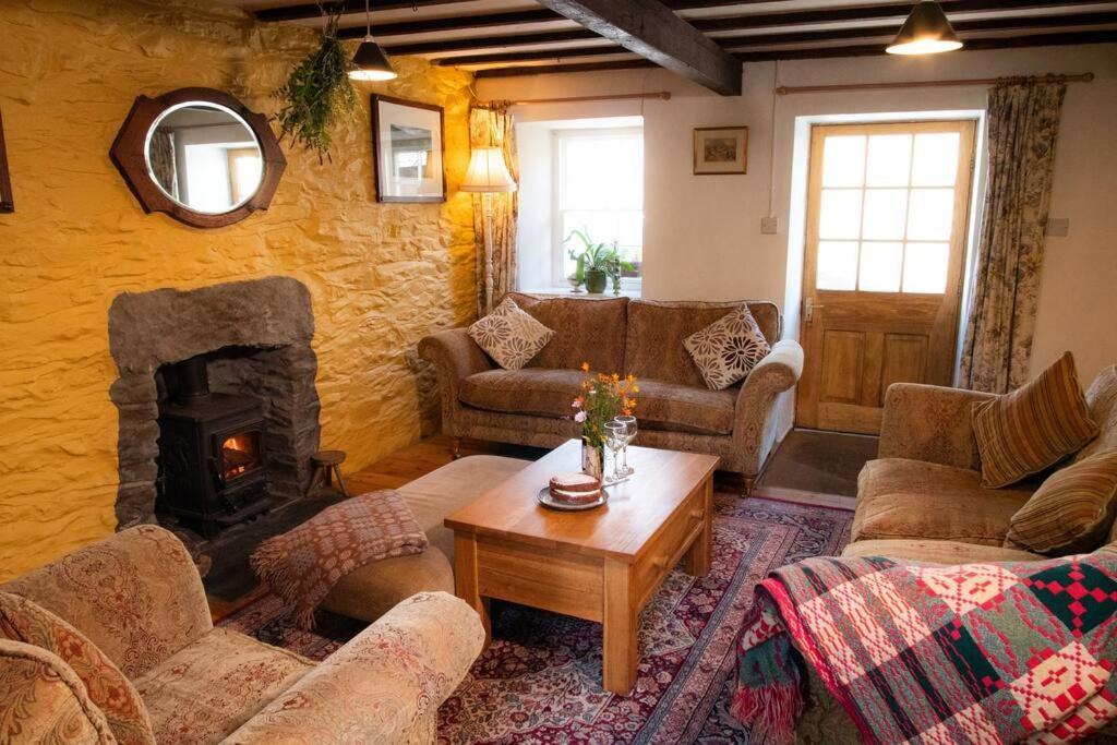 Yr Hen Efail - Old Smithy Villa Tregaron Dış mekan fotoğraf